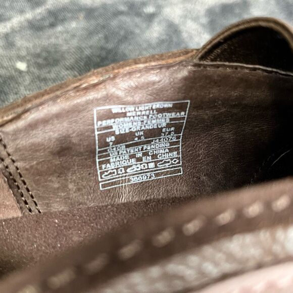 Merrell Willow Women's brown oiled leather w/beige slip on shoes size US 7 - Picture 9 of 9